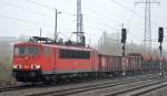 155 218-1 mit gemischtem Güterzug am 13.11.14 Durchfahrt Bhf.