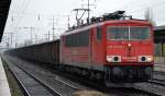 155 075-5 mit einem Kohlezug am 19.11.14 Durchfahrt Bhf.
