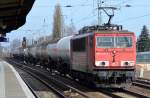 155 016-9 mit einem Zug Gasdruckkesselwagen am 24.02.15 Berlin-Karow.
