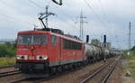 155 206-6 mit gemischtem Kessel- u. Staubgutwagenzug am 25.09.17 Bf. Flughafen Berlin-Schönefeld.