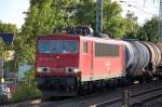 155 043-3 mit Leerzug Kesselwagen Richtung Schwedt �ber Bernau, 07.07.10 Berlin-Karow.
