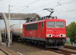 155 128-2 mit einem Ganzzug Gasdruckkesselwagen Richtung Berliner Innenstadt, 10.09.08 Berlin-Pankow.