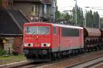 155 010-2 mit einem Ganzzug Sch�ttgutwagen Richtung Bernau, 01.10.09 Berlin-Buch.