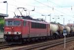 155 065-5 mit Ganzzug Knickkesselwagen f�r Kreideschlamm-Transporte im Bhf.