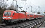 RE1 mit 182 001 Richtung Frankfurt(Oder) am 22.02.17 Berlin-Hirschgarten.