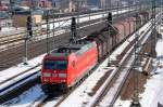 185 083-3 mit einem G�terzug f�r Coiltransporten Richtung Berlin-Spandau, 26.03.13 Berlin-Beusselbr�cke.