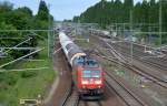 185 076-7 mit Kesselwagenzug am 19.05.15 Richtung Stendell, Berlin Beusselbrücke.