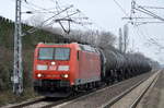 185 016-3 mit Kesselwagenzug (Erdölprodukte) am 06.02.17 Berlin-Hohenschönhausen.