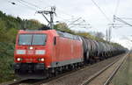 185 154-2 mit Kesselwagenzug am 03.11.17 Berlin-Hohenschönhausen.