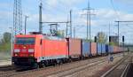 185 314-2 mit Containerzug am 04.05.15 Durchfahrt Bhf.