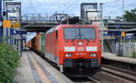 189 013-6 mit Containerzug am 11.09.17 Bf.