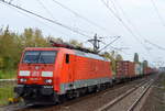 189 017-7 mit Containerzug am 28.09.17 Berlin-Hohenschönhausen.