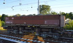 Vierachsiger Sch�ttgutkippwagen der DB mit der Nr. 82 80 D-DB 6734 000-4 Fas 126 mit Kies bzw. Schotter beladen am 06.09.16 Berlin-Gr�nau.