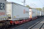 Auch reichlich eigene Auflieger von DB/SCHENKER werden manchmsl in KLV-Ganzzügen transportiert, 06.10.14 Berlin-Hohenschönhausen.