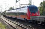 Ein Triebzug der BR 442 Nr.? der DB wird �berf�hrt von hvle V160.2 am 16.09.10 Bhf.