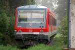 928 551 ist im Moment gegen�ber den ALSTOM Werkshallen abgestellt, 03.08.11 Berlin-Wilhelmsruh.
