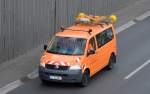 Ein VW Transporter der Bundesfernstraßenverwaltung Land Berlin Autobahnmeisterei Berlin am 07.05.15 Berliner Stadtautobahn Höhe Knobelsdorffstr.