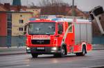 LHF 20/12 der Berliner Feuerwehr am 30.11.12 Berlin Putlitzbr�cke.