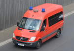 MB Sprinter Kleintransporter der Berliner Feuerwehr am 31.05.16 auf der Berliner Stadtautobahn Höhe Knobelsdorffstr.