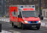 RTW der Berliner Feuerwehr, 21.01.10 Berlin-Pankow.