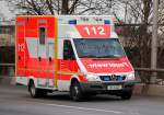 MB 413 CDI Kastenmodul RTW der Berliner Feuerwehr, 09.12.08 Berliner Stadtautobahn H�he Knobelsdorffstr.