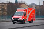 MB Sprinter RTW mit Kastenmodul der Berliner Feuerwehr, 28.02.13 Berlin-Putlitzbr�cke.