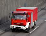Eine Besonderheit bei der Berliner Feuerwehr sind diese gel�ndeg�ngigen IVECO EuroCargo Schluchwagen 2000 Tr (SW 2000 Tr) die bei abseits liegenden Feuerstellen �ber weite Strecken die Schl�uche