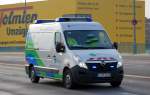 Eher selten mal zu sehen, ein Opel Transporter der Berliner Wasserbetriebe (Entstörungsdienst) im Notfalleinsatz mit Blaulicht unterwegs, 14.01.14 Berlin-Putlitzbrücke.