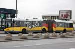 Ein Solaris GN 07 (Urbino 18) Gelenkbus der Berliner Verkehrsbetribe (Nr.4251) auf der Linie TXL zwischen Flughafen Berlin Tegel und Berlin Alexanderplatz am 12.04.12 Berlin S-Bhf.