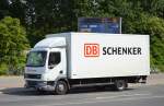 Kleiner DAF LF 45.170 mit Kastenaufbau von DB/SCHENKER am 10.06.15 Berlin-Pankow.
