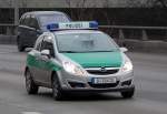 Opel Corsa C der Berliner Polizei meist im speziellen Objektschutz im Einsatz, 04.02.09 Berliner Stadtautobahn H�he Spandauer Damm Br�cke.