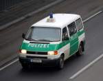 VW Transporter T3 der Berliner Polizei, klassischer Funkstreifenwagen, 07.01.09 Berliner Stadtautobahn H�he Knobelsdorffstr.