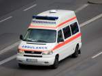 VW Hochdach-Krankentransporter, Betreiber? aus Berlin, 08.05.09 Berliner Stadtautobahn H�he Kaiserdamm.