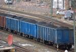 Ein Ganzzug mit polnischen offenen G�terwagen der PKP Cargo mit Kohle bef�llt f�r das Vattenfall Kohlekraftwerk am Berliner Westhafen, 25.02.10 Berlin Westhafen.