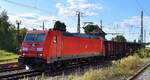DB Cargo AG, Mainz [D] mit ihrer  185 280-5  [NVR-Nummer: 91 80 6185 280-5 D-DB] und einem gemischten Güterzug am 26.08.25 Höhe Bahnhof Frankfurt/Oder.