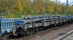 Drehgestell-Flachwagen der PKP Cargo beladen mit Stahlstangen mit der Nr.