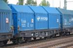 Polnischer Teleskophaubenwagen der PKP Cargo in blau eingestellt mit der Nr.