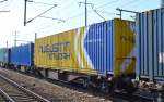 So einen farbenfrohen Container sehe ich das erst Mal, es ist der deutsche Intermodal Logistiker, die AUGUSTIN QUEHENBERGER GROUP mit einem ihrer AUGUSTIN NETWORK Container am 04.09.14 Bhf.