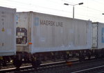 Kühlcontainer der weltgrößten dänischen Reederei Mærsk Line am 11.11.16 Bf.