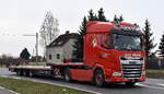 Pieper Transporte (Inh. Tobias Pieper) mit einem Sattelzug mit DAF XG 480 Zugmaschine am 24.03.26 Bahnübergang Rodleben.