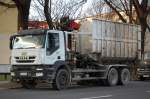 IVECO TRAKKER 450 C5 Abrollkipper der Fa.