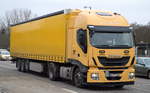 IVECO ECOSTRALIS 460 E6 Zugmaschine mit Trailer der Fa. Papenburg 06.02.17 Berlin-Marzahn.