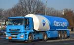 IVECO STRALIS 420 EEV Tanklast-Sattelzug der HOYER-GROUP f�r ARAL (UN-Nr.33/1203 = Benzin) auf dem Weg zum Berliner Westhafen am 27.02.15