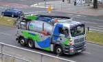 Die Berliner Wasserbetriebe mt einem MAN Abwasserspülfahrzeug am 26.08.14 Berlin-Adlershof.