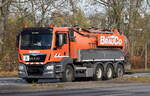 BRAUCO Rohr- und Umweltservice GmbH mit einem MAN TGS 35.400 Abwasserspülfahrzeug am 12.11.25 Berlin Marzahn.