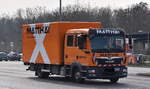 Matthäi Bauunternehmen GmbH & Co. KG mit einem MAN TGL 8.220 LKW/Transporter mit Kastenaufbau am 25.03.25 Berlin Marzahn.