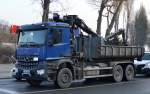 MB AROCS 2643 Abrollkipper (Selbstalder) am 18.02.16 Berlin-Pankow.