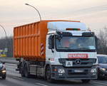 MB ACTROS Abrollkipper der Fa REMONDIS am 23.11.16 Berlin-Marzahn.