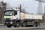 MB AROCS 3245 Abrollkipper der Fa.STEHMEIER + BISCHOFF am 13.12.16 Berlin-Marzahn.