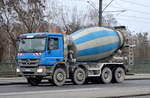 MB ACTROS 3241 Betonmischfahrzeug mit LIEBHERR Betontrommel am 13.12.16 Berlin-Marzahn.